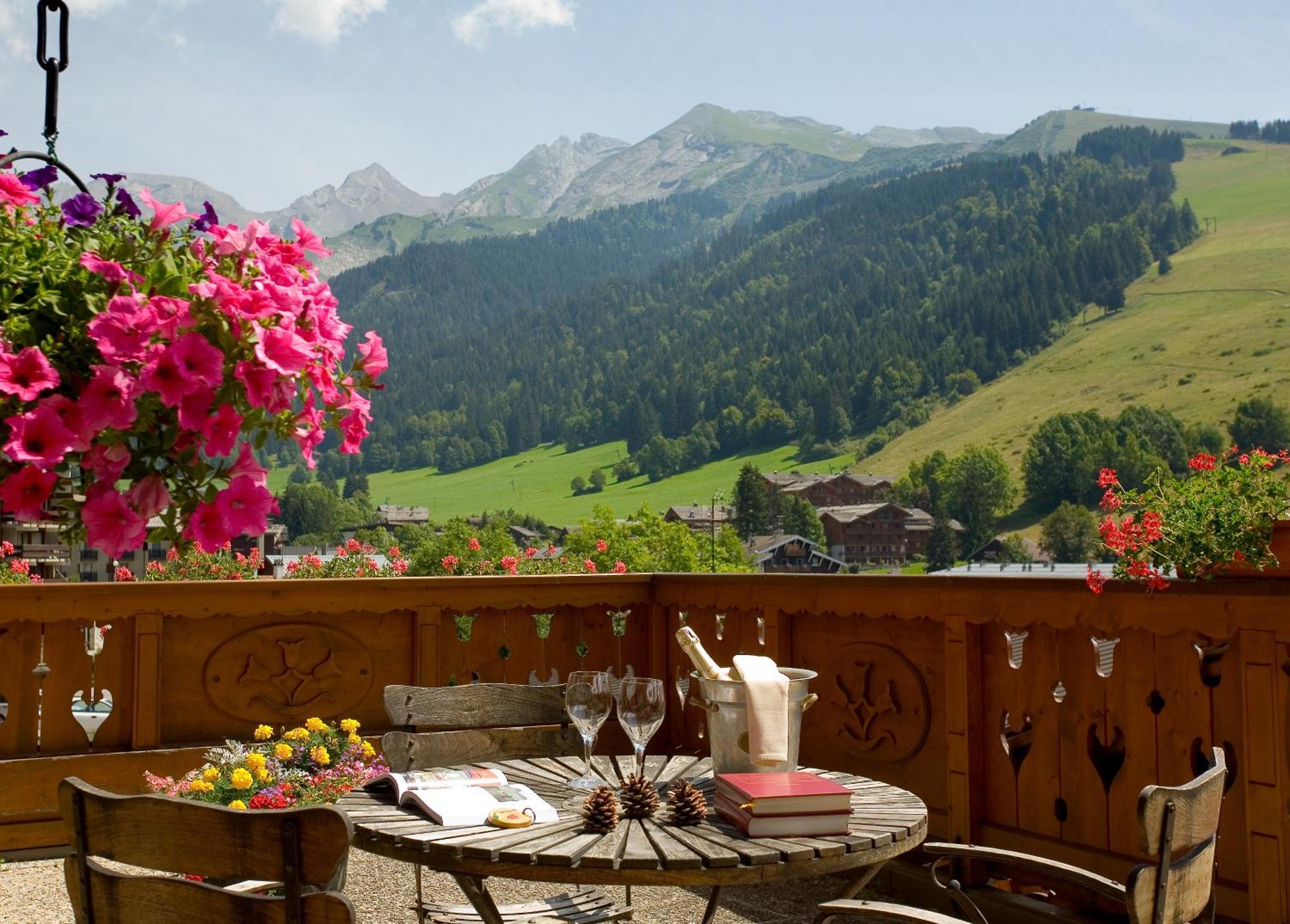 Hotel Carlina La Clusaz Exterior foto